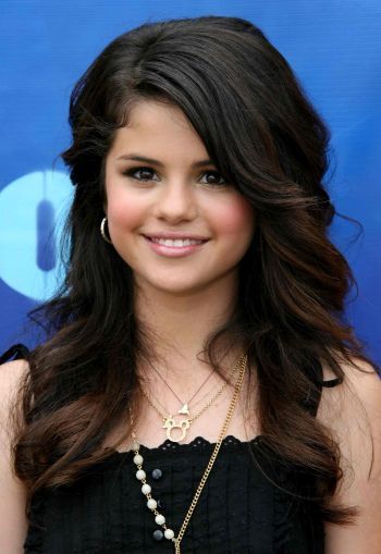 selena gomez dream out loud spring collection. Selena Gomez of Disney fame is